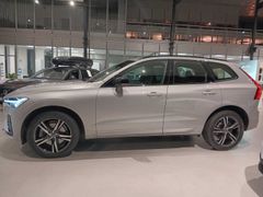 Fahrzeugabbildung Volvo XC60 B4 D R-Design Aut. 'ACC, Rückfahrkamera'