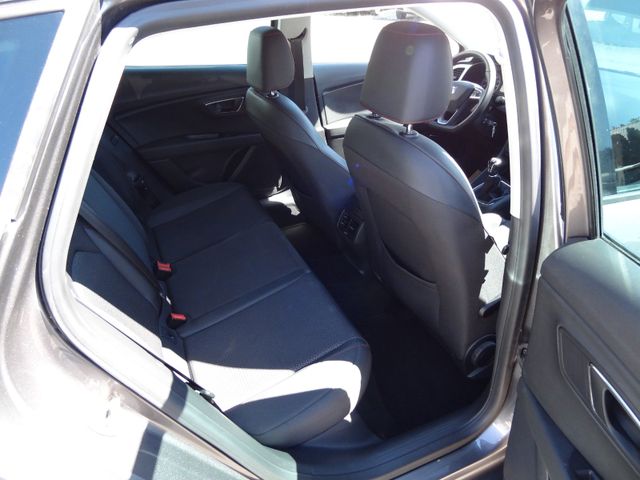 Fahrzeugabbildung Seat Leon FR/1.Hd/LED/150PS/Navi/SitzH/PDC/