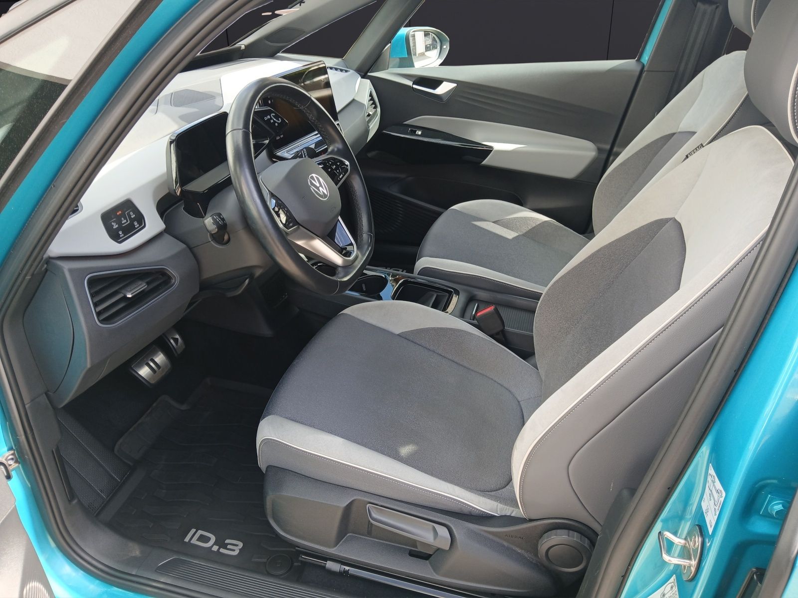 Fahrzeugabbildung Volkswagen ID.3 Pro Performance Matrix Pano Navi 19"