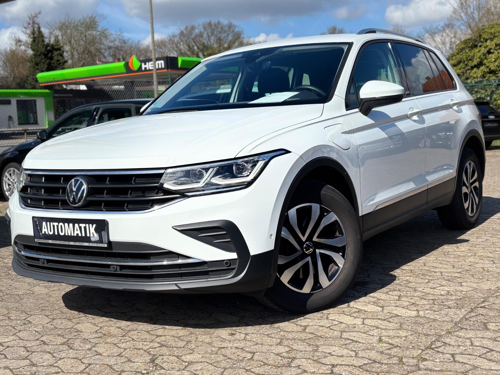 Volkswagen Tiguan Active*Automatik*1.Hand*TÜV NEU!!