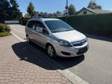 Opel Zafira B Design Edition - gebrauchte Opel Zafira aus dem Jahr 2011