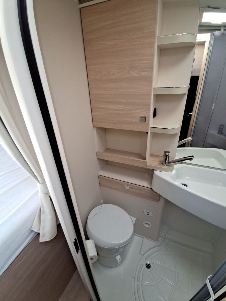 Fahrzeugabbildung Eura Mobil Activa One 690 HB Sat/TV Markise Navi Radträger