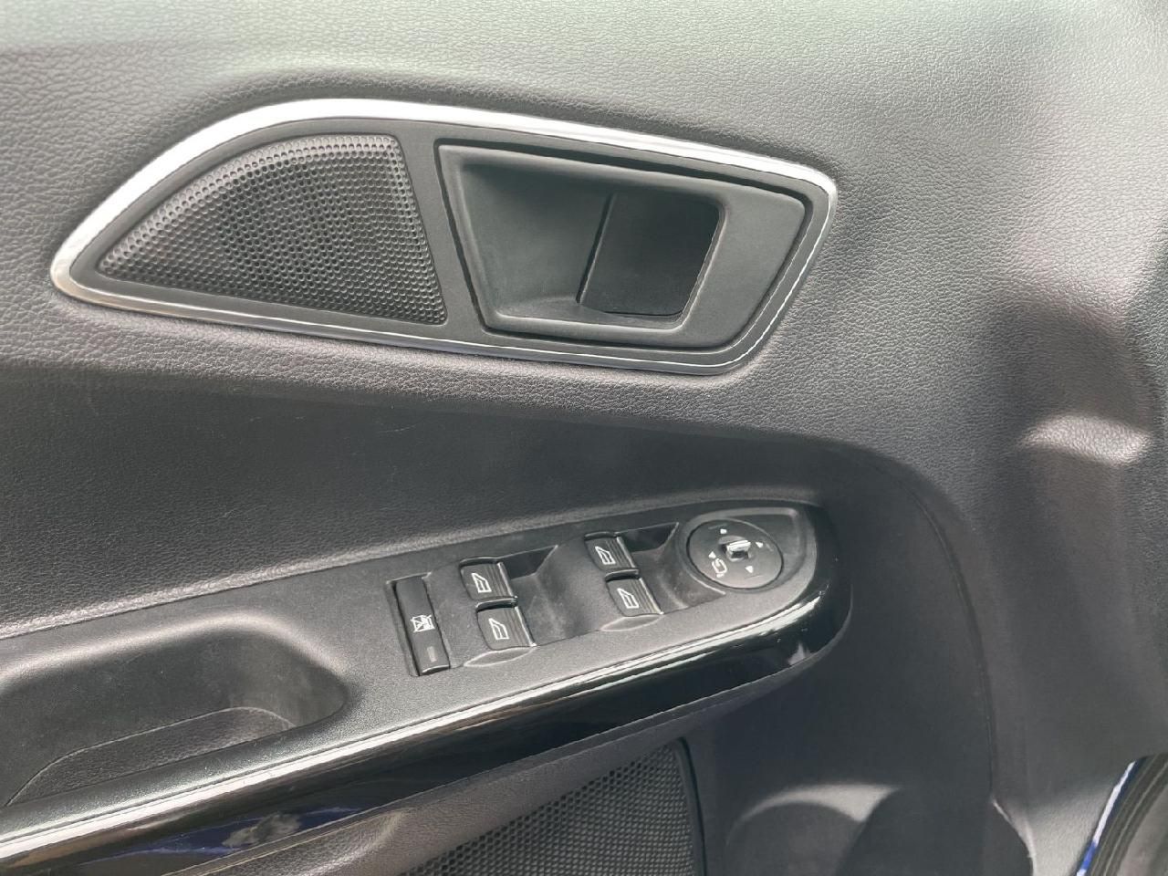 Fahrzeugabbildung Ford B-MAX Trend