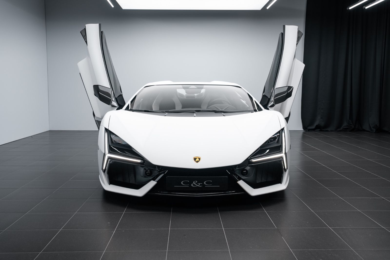 Fahrzeugabbildung Lamborghini REVUELTO CARBON/CAM/PASS DISPLAY