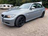 BMW 3er E90 320i - BMW: 3er E90