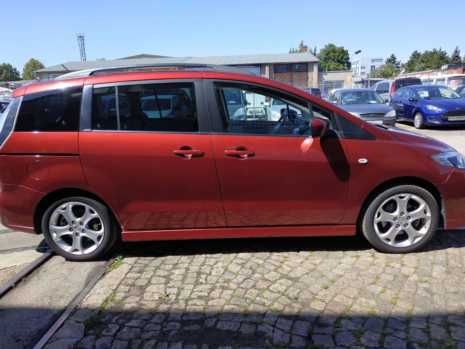 5 2.0 Active/ TÜV NEU/ 7-Sitzer/ Leder/ Sitzheiz – Bild 3