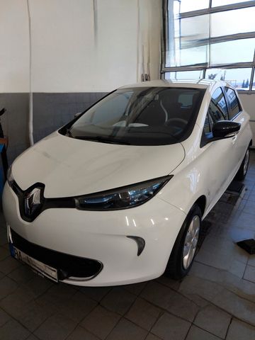 Renault Zoe, Text genau lesen! Navi,SH,WR