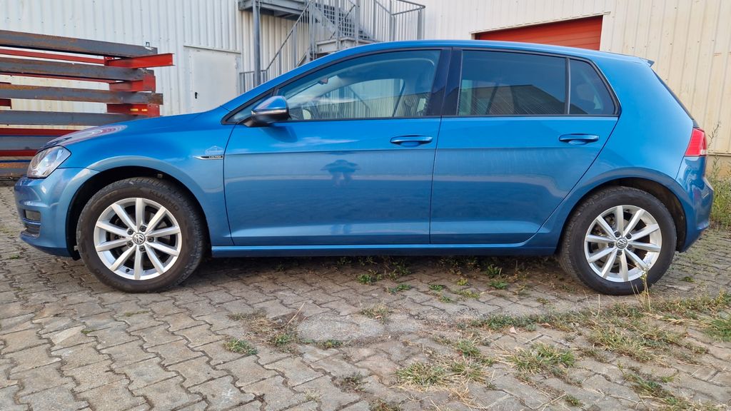 Image of Volkswagen Golf