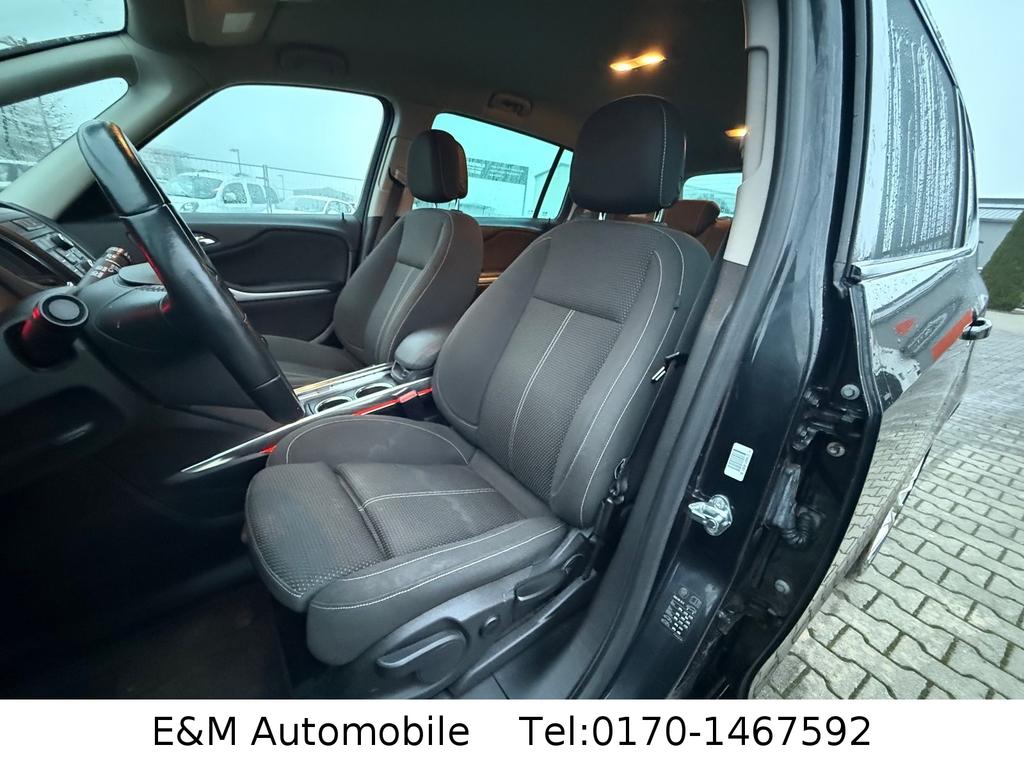 Opel Zafira Tourer