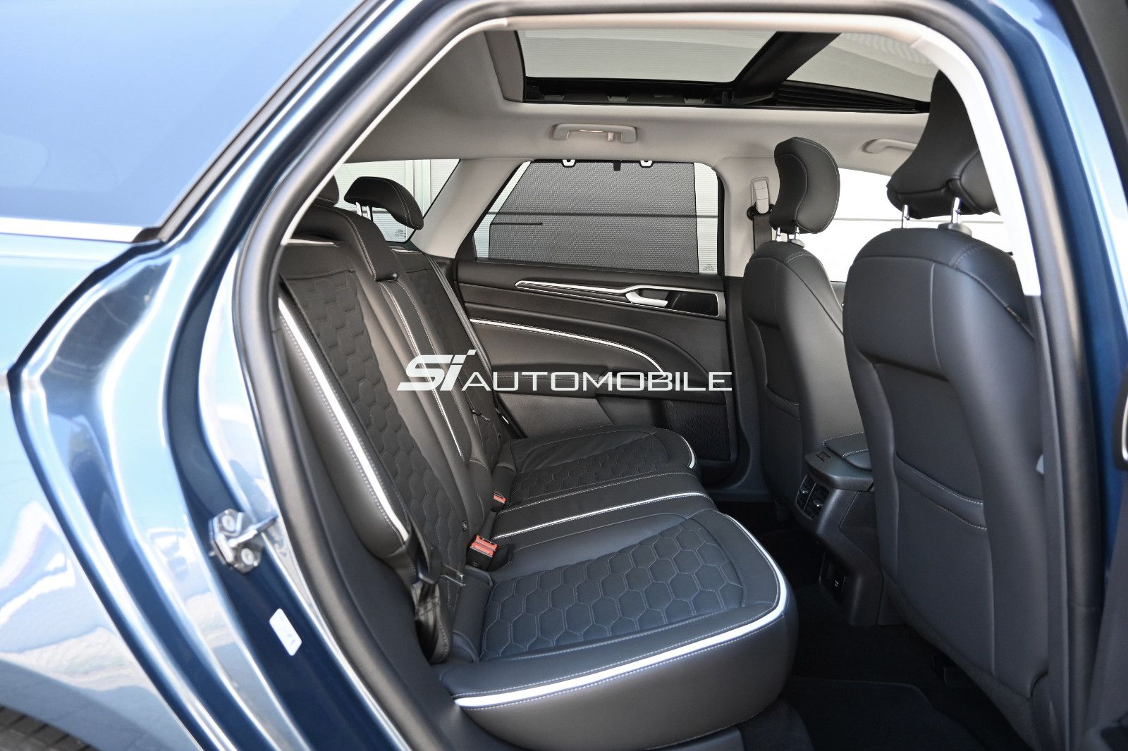 Fahrzeugabbildung Ford Mondeo 2.0 TDCi Vignale Turnier Allrad °ACC°AHK°
