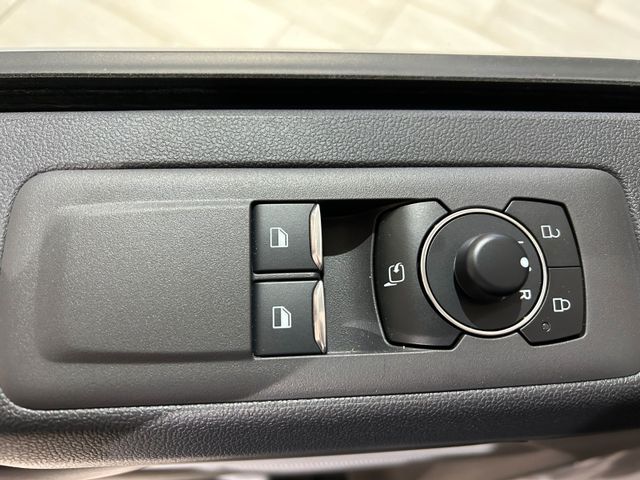 Ford Tourneo Custom L2 Tourneo Titanium 9-Sitzer