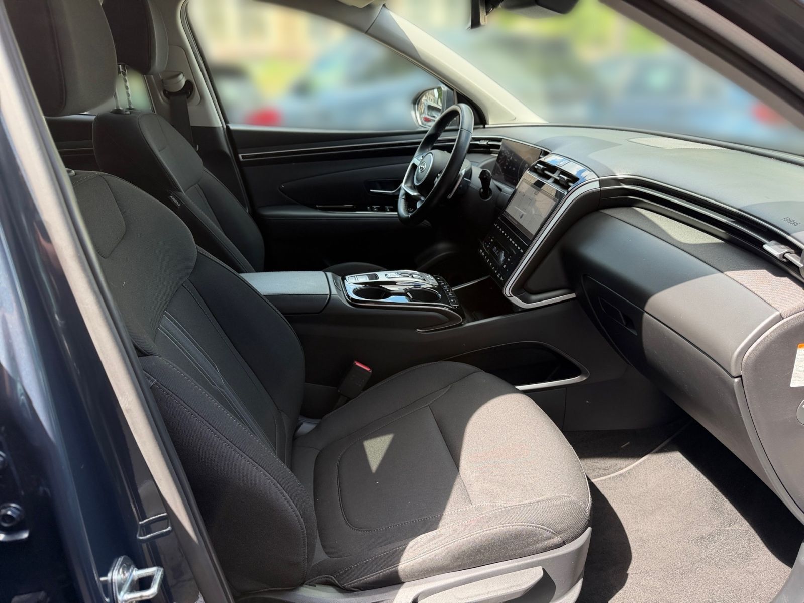 Fahrzeugabbildung Hyundai TUCSON 1.6 T-GDI Trend Plug-In Hybrid 4WD