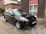 Renault Megane Scenic Dynamique 1.6 16V 110 Dynamique - gebrauchte Renault Grand Scenic aus dem Jahr 2012