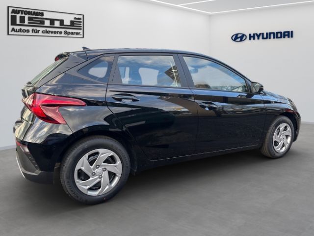 Fahrzeugabbildung Hyundai i20 FL (MY25) 1.2 Select Navi Kamera Einparkhilf