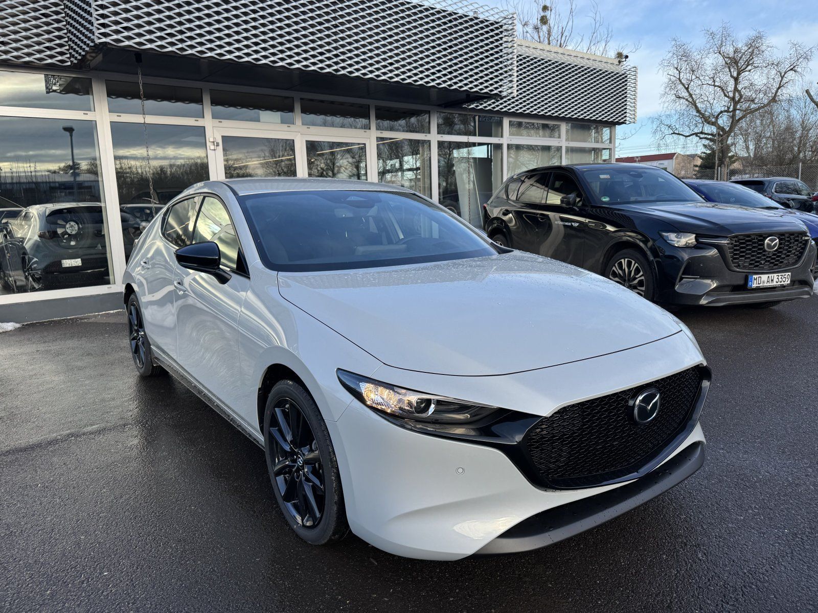 Mazda 3 2025 Nagisa 2.5L e-SKYACTIV 140ps 6AT FW imagem 3