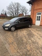 Ford Galaxy 2,0 TDCi 103kW DPF Ghia Ghia - Ford Galaxy aus 2007: Ghia