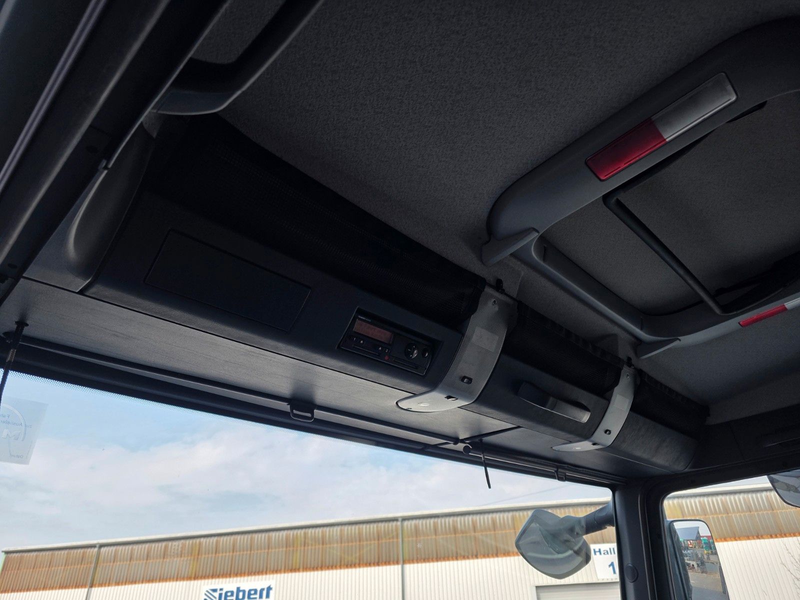 Fahrzeugabbildung MAN TGA 18.360 4x4 BB 3 Sitze Schalter Expedition