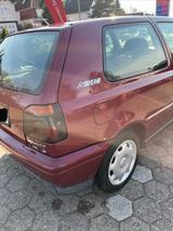 Volkswagen Golf 1.8 Avenue Klima Avenue - VW Gebrauchtwagen von 1995