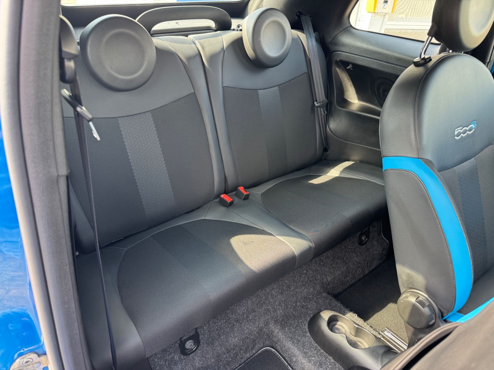 Fahrzeugabbildung Fiat 500C S Cabrio Leder