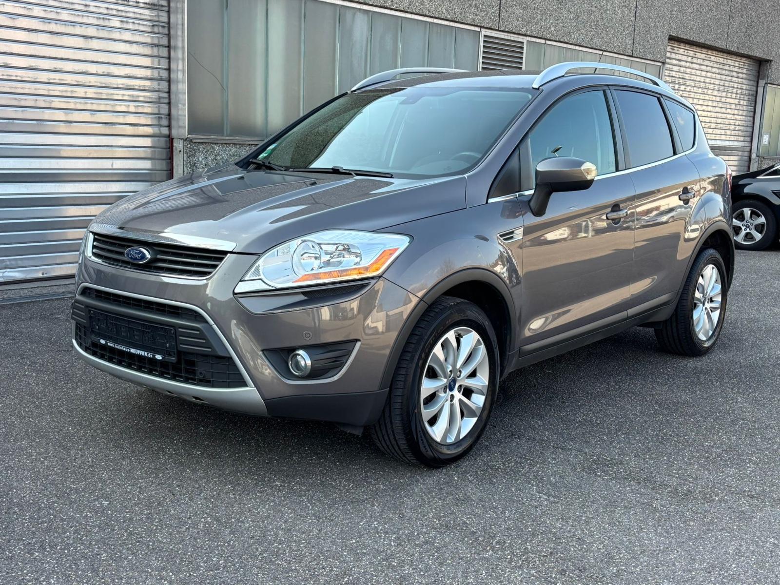 Ford Kuga Titanium - Tüv 06/27 - Navi - Pdc - Ahk -