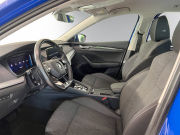 Bild 9 Skoda Octavia Combi 2.0 TDI First Edition ACC+LED+DAB