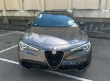 Alfa Romeo Stelvio Veloce "Vollausstattung " - Alfa Romeo Stelvio: Veloce