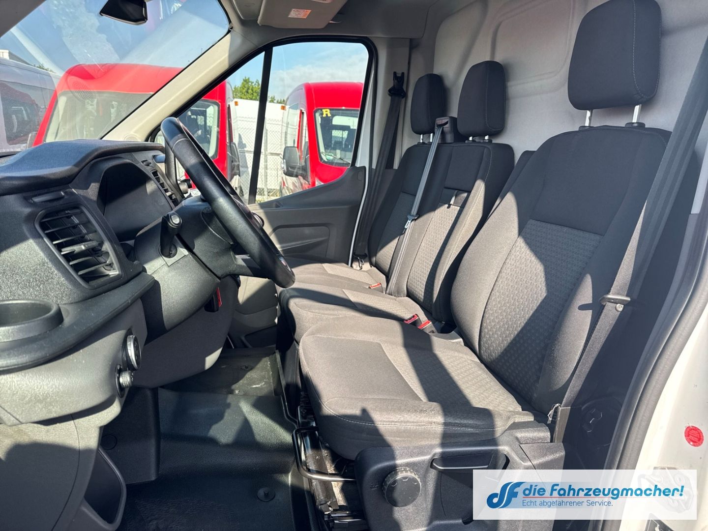 Fahrzeugabbildung Ford Transit Kasten 350 L3 Trend Apple CarPlay Androi