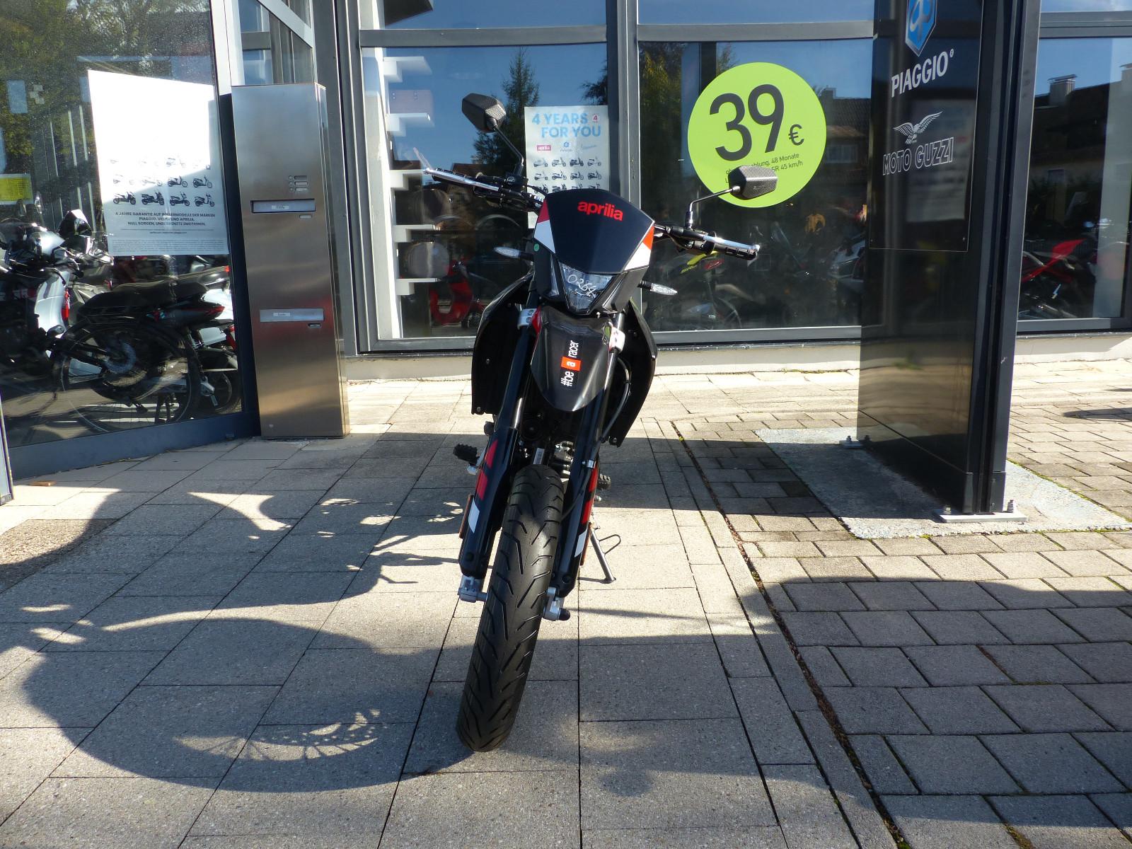 Aprilia SX 125 E5+ Aktion
