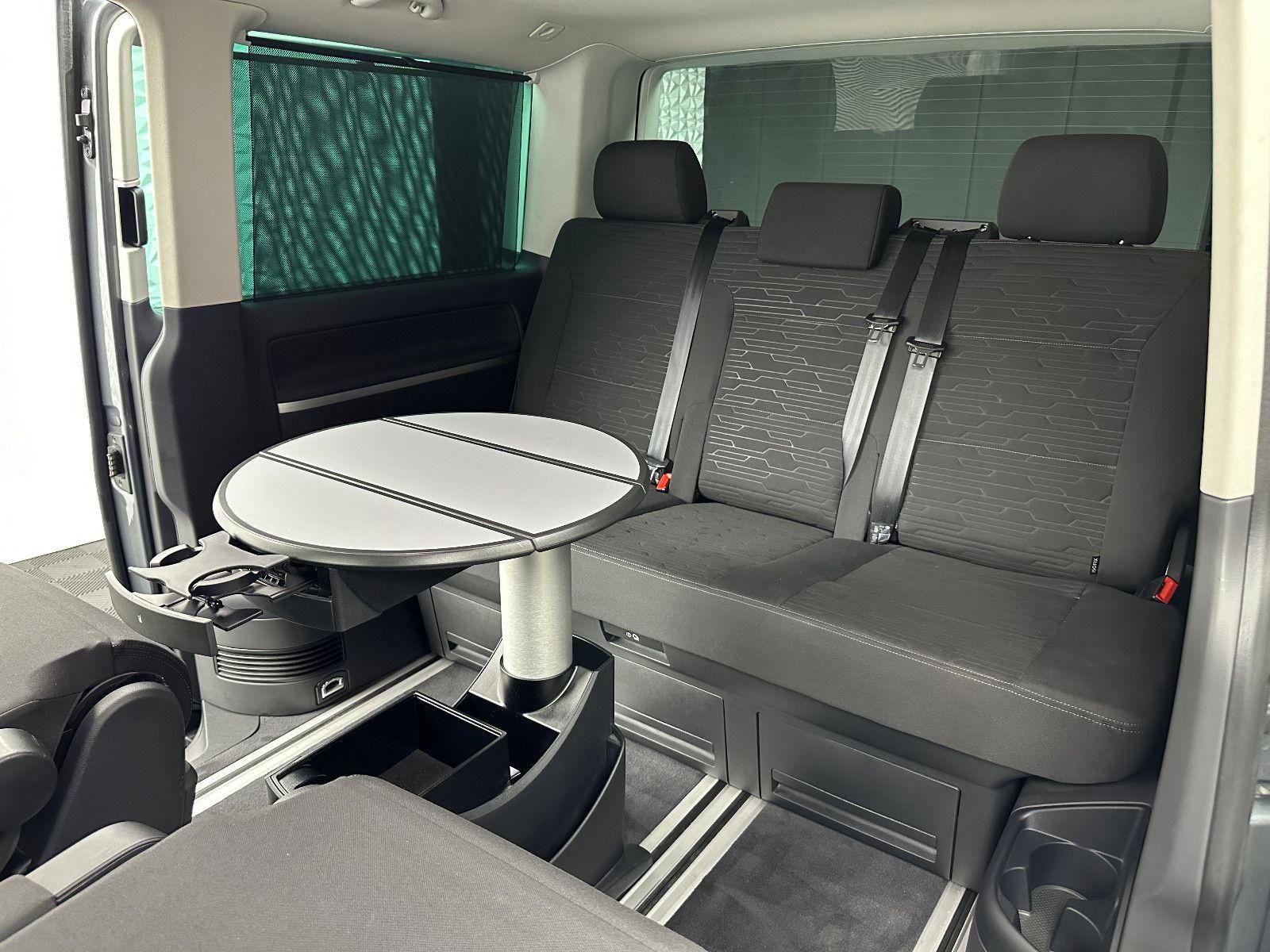 Fahrzeugabbildung Volkswagen T6.1 MULTIVAN/4MOTION/STANDHZ/2xSCHIEBETÜR/AHK