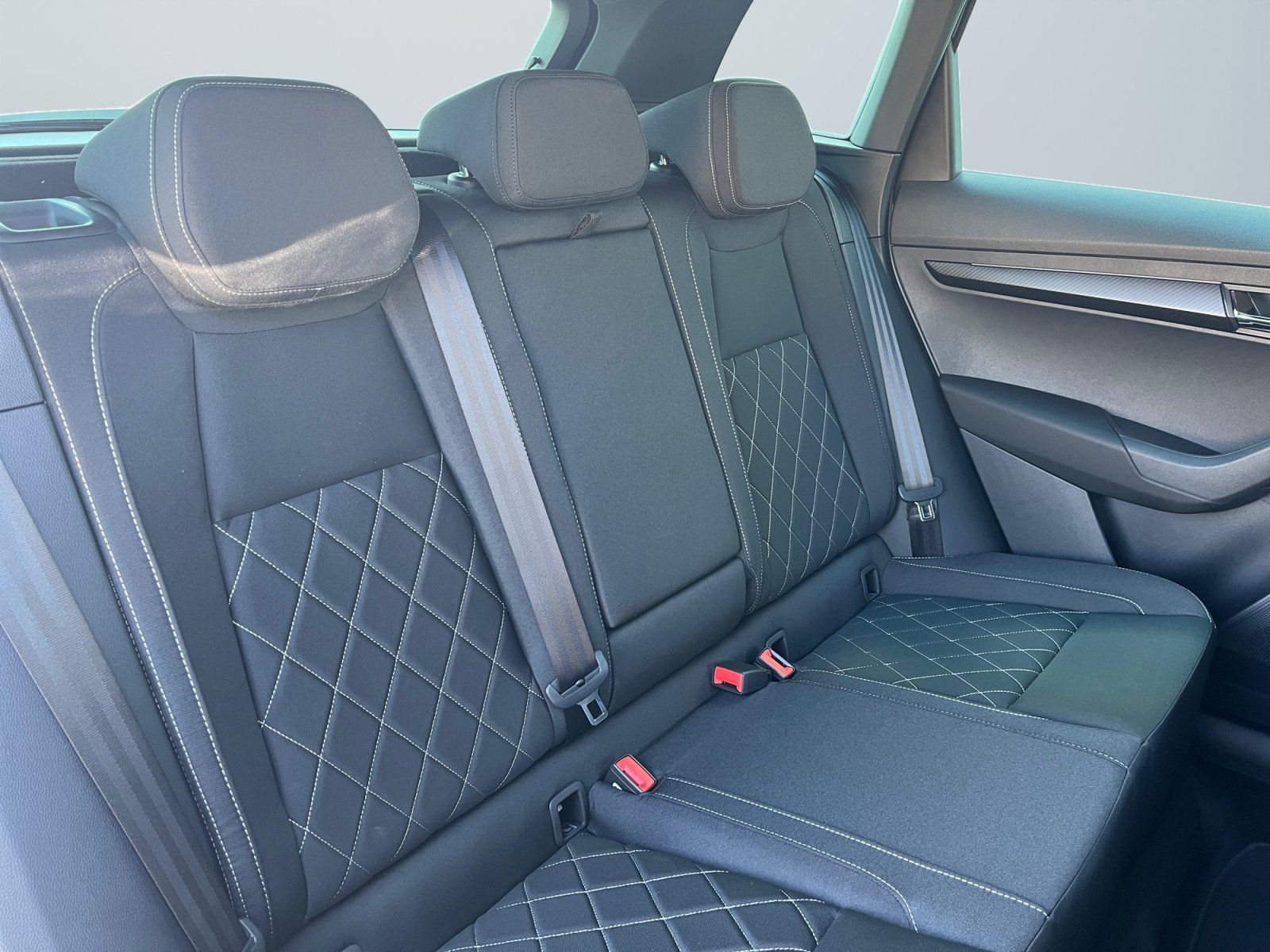 Skoda Karoq - Bild 11