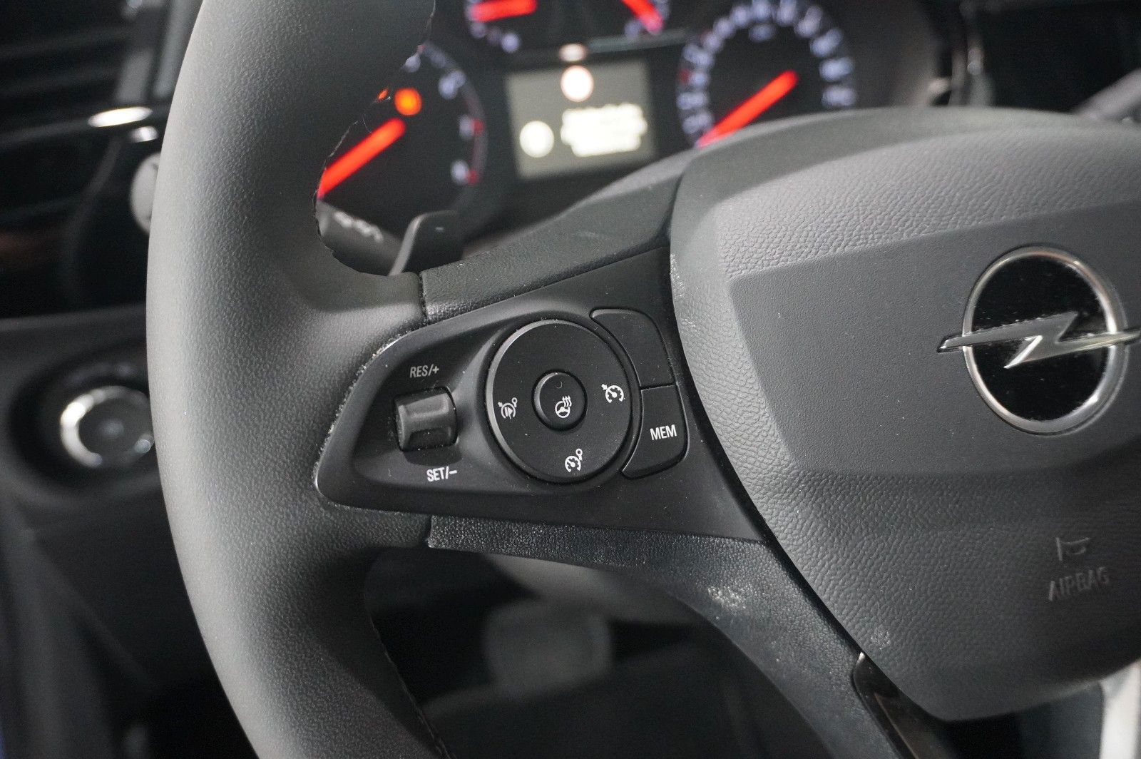 Fahrzeugabbildung Opel Corsa F 1.2T EDITION NAVI/LED/SPORT/SHZ/PDC/DAB+