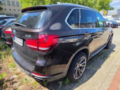 Fahrzeugabbildung X5 xDrive 50 i  RISS IM GETRIEBEGEHÄUSE !!!!