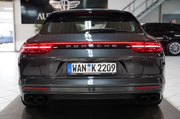 Porsche Panamera - 5