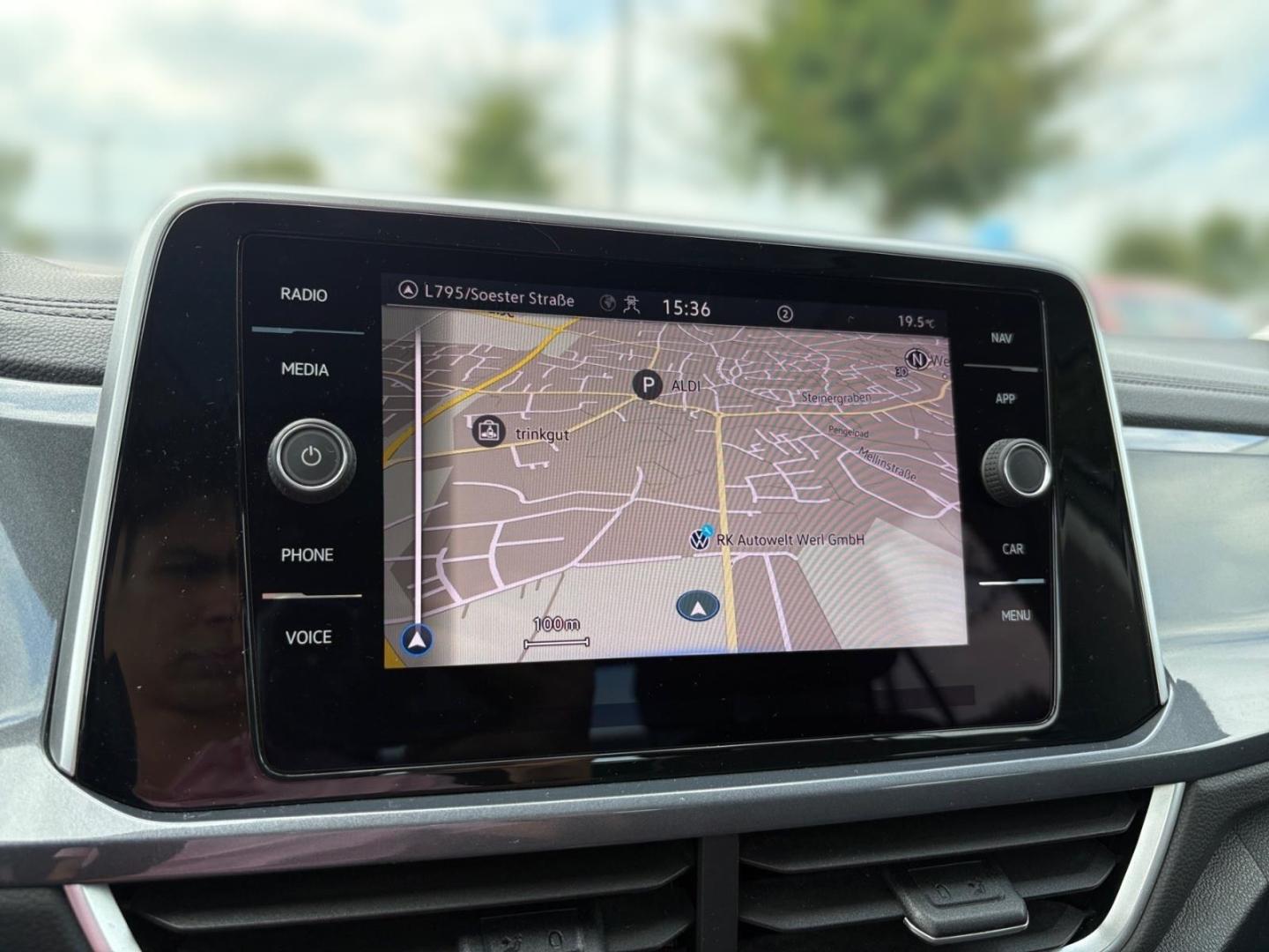 Volkswagen T-Roc Style 1.0 TSI El. Panodach Navi CarPlay, миниатюра 18