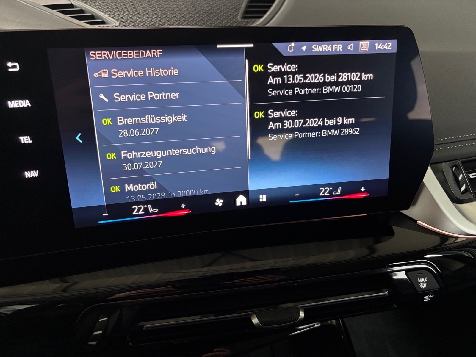 BMW X1 20 d xDrive xLine -- AHK/ ACC/ DrivingPlus foto 10