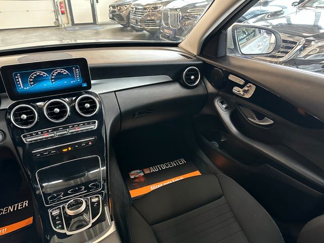 Mercedes-Benz C 220 *Keyless*Memory*PDC*ACC*AHK*SpurHT*NAVI*