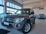 Mitsubishi Pajero 3.2 DI-D 16V 3p. Invite DPF - graue Mitsubishi Pajero