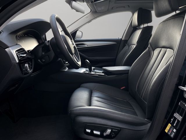 Foto Nummer 9: BMW 530e