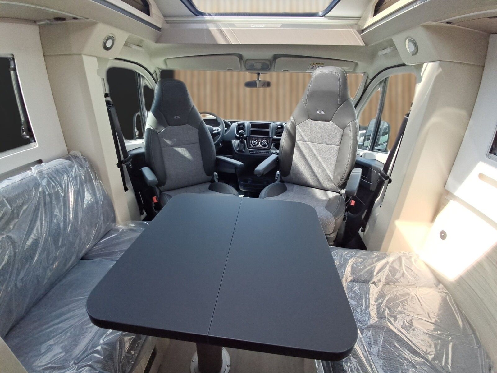 Fahrzeugabbildung Adria Compact DL 60Y