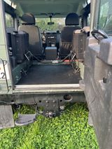Land Rover Defender 90 TD4 Station Wagon E E - Land Rover Defender mit Diesel-Antrieb