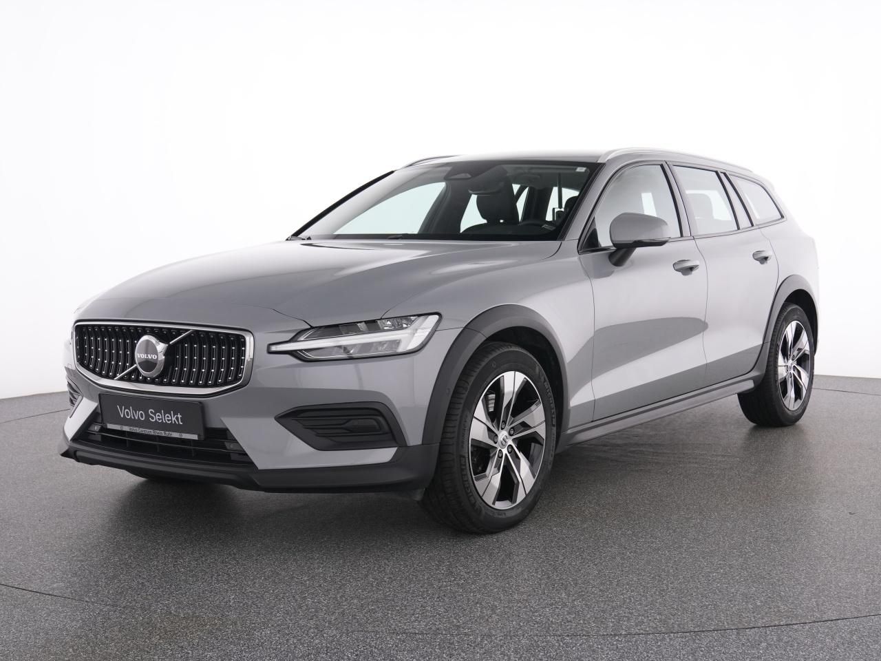 Volvo V60 Cross Country B4 AWD Plus+WINTERPAK+RFK+ foto 2