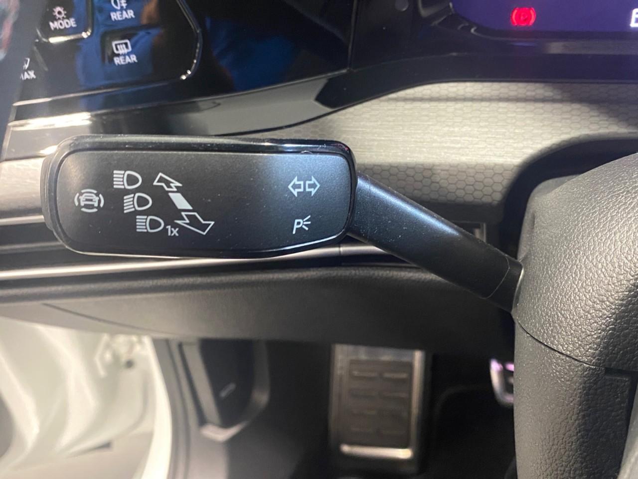 Volkswagen Golf VIII 2.0 TSI GTI Navi SHZ LED CarPlay ACC, миниатюра 24
