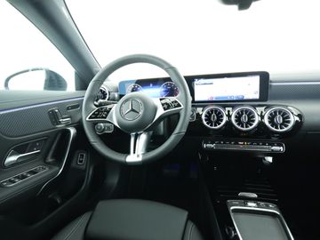 Mercedes CLA 200 - 10