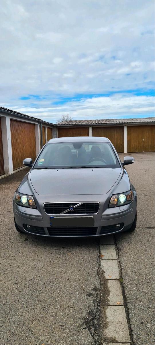 Volvo S40