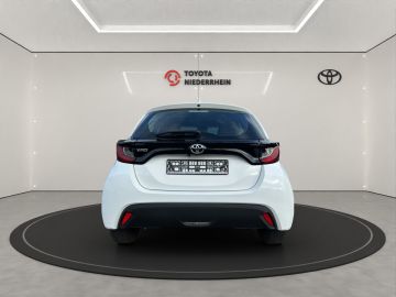 Toyota Yaris - 6