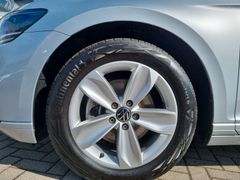 Fahrzeugabbildung Volkswagen Passat Variant 2.0 TDI DSG Business AHK KAMERA