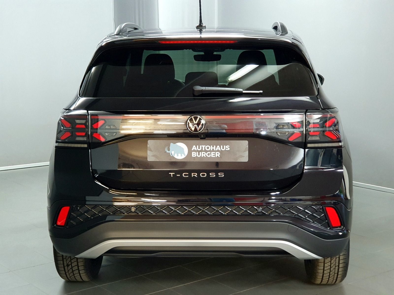 Volkswagen T-Cross R-Line 1.0TSI DSG ACC IQ.LIGHT RFK foto 5