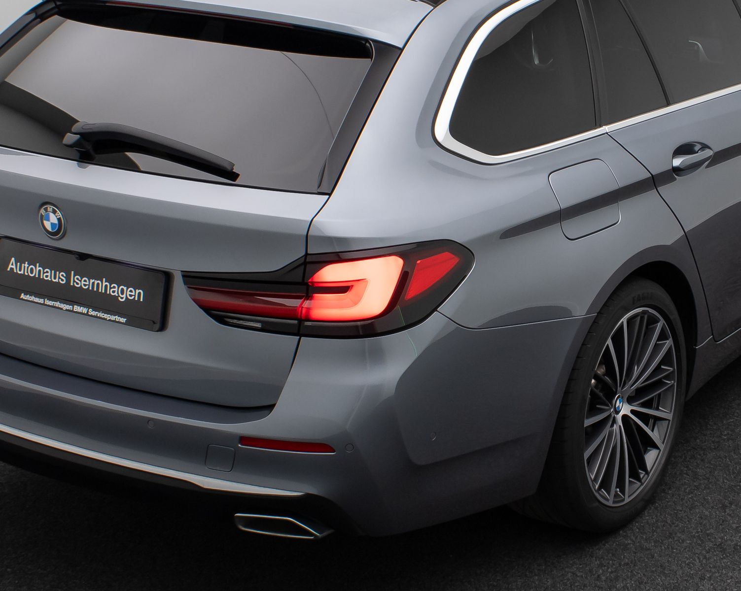 Fahrzeugabbildung BMW 540i xD Luxury Line Panorama Kamera HUD 4xKlima