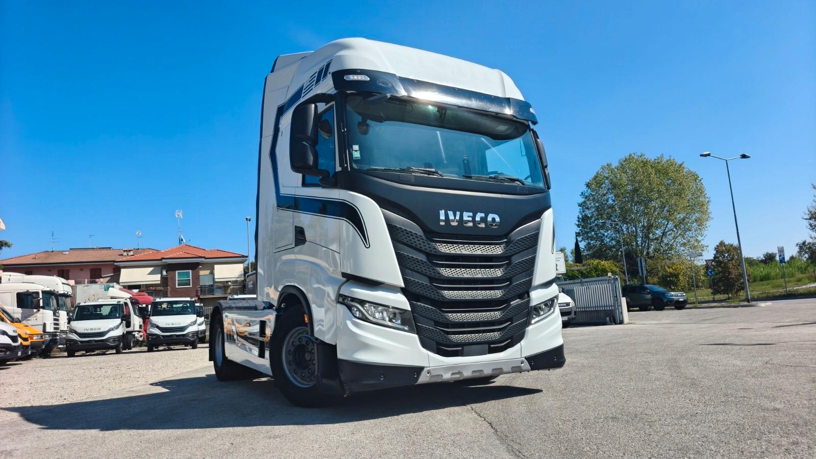 Iveco S WAY AS440S53T/FP