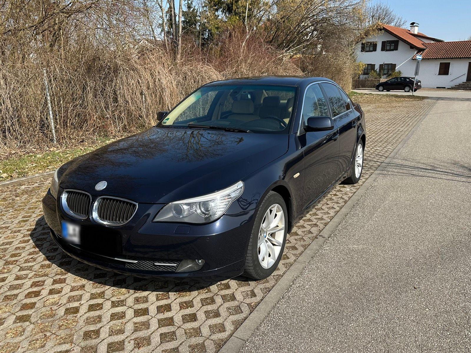 BMW 523